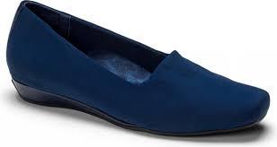 ea4e681b1b0cb48ffa8d4ec7c0b56595551ad5af.jpg Vionic Powell Demi Wedge