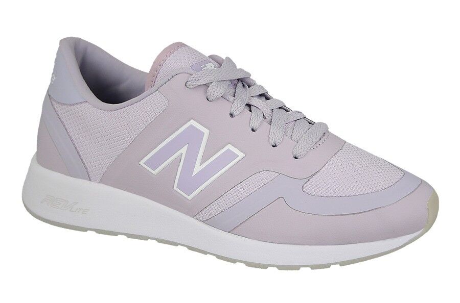 8f047f1215013739acee1d925de0aee80657c40f-1.jpg New Balance WRL420CC Women's Sneaker