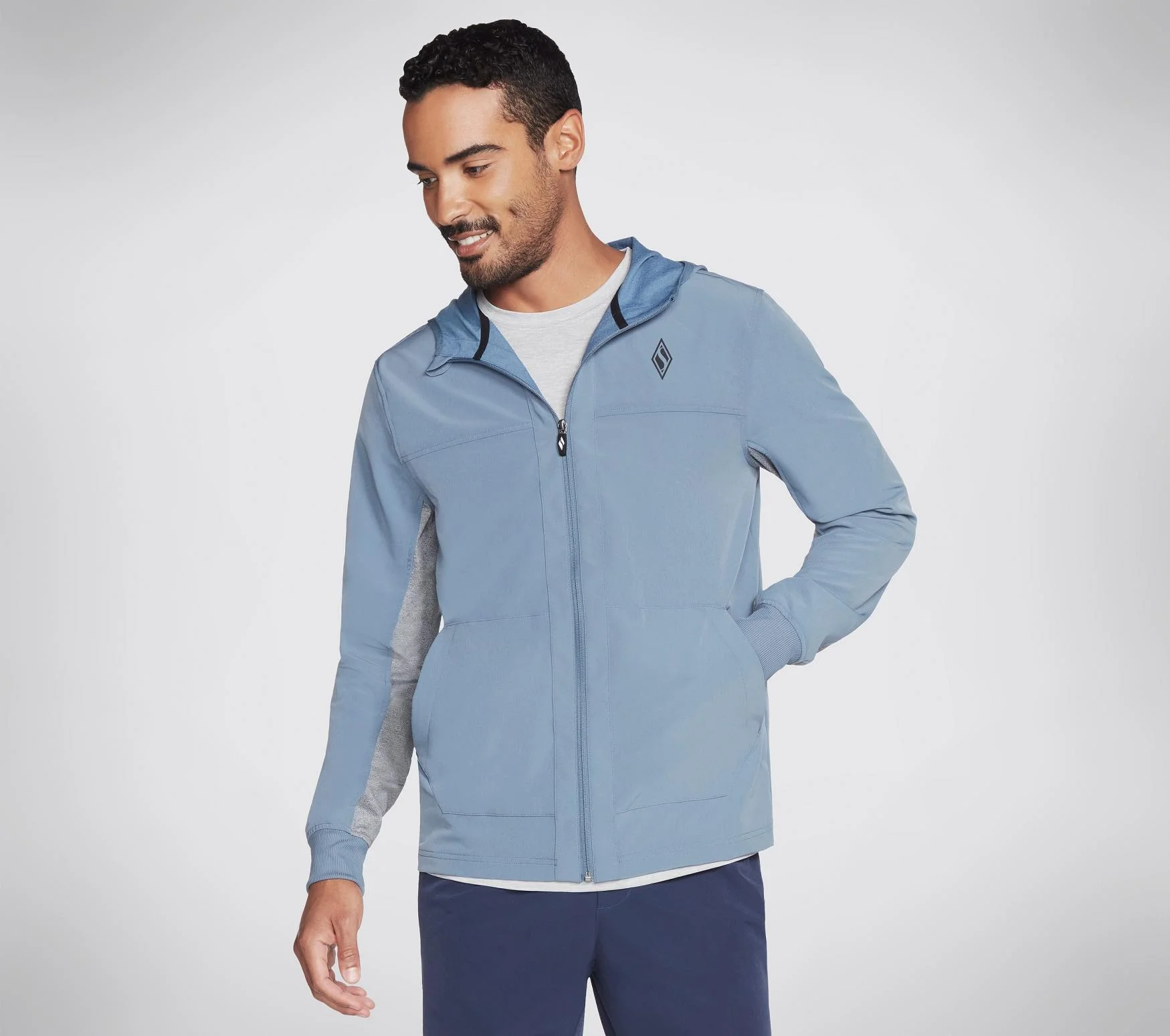 Men-s-Skechers-Skechweave-Premium-Jacket-Front-2.webp Men's Skechers Skechweave Premium Jacket Front 2