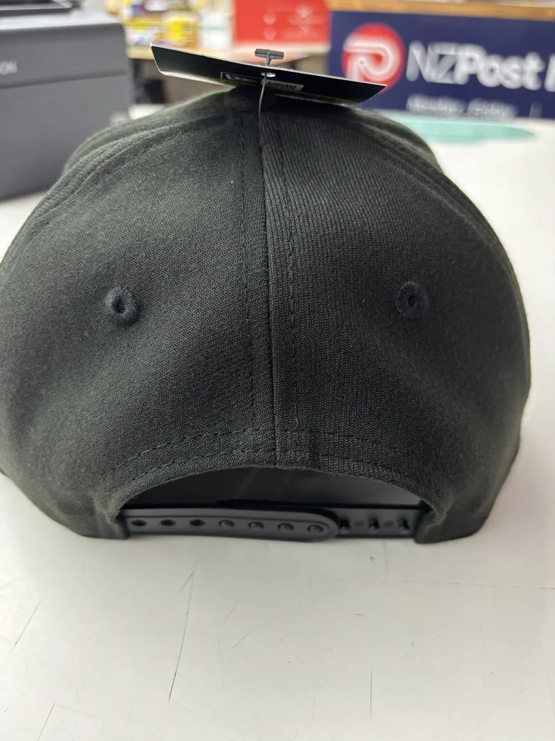 NRL-Dolphins-970SS-Snapback-Cap-Black-White-Back.webp NRL Dolphins 970SS Snapback Cap Black White Back View