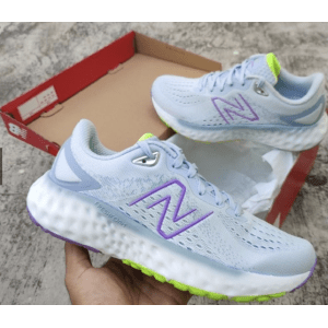 Womens New Balance WEVOZRG2 Shoes