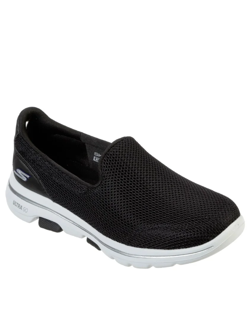 Go-Walk-5-Black-White-Front-Right-View-4.webp Go Walk 5 Black White Front Right View