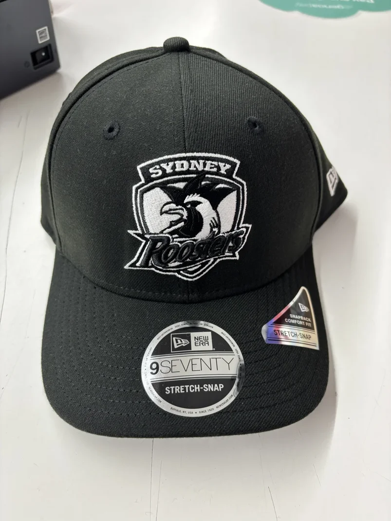 NRL-Roosters-970SS-Snapback-Cap-Black-White-Front.webp NRL Roosters 970SS Snapback Cap Black White Front View